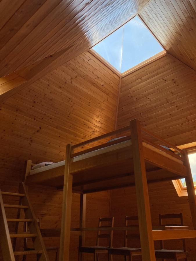 Vila Pyramida Nasavrky Exteriér fotografie